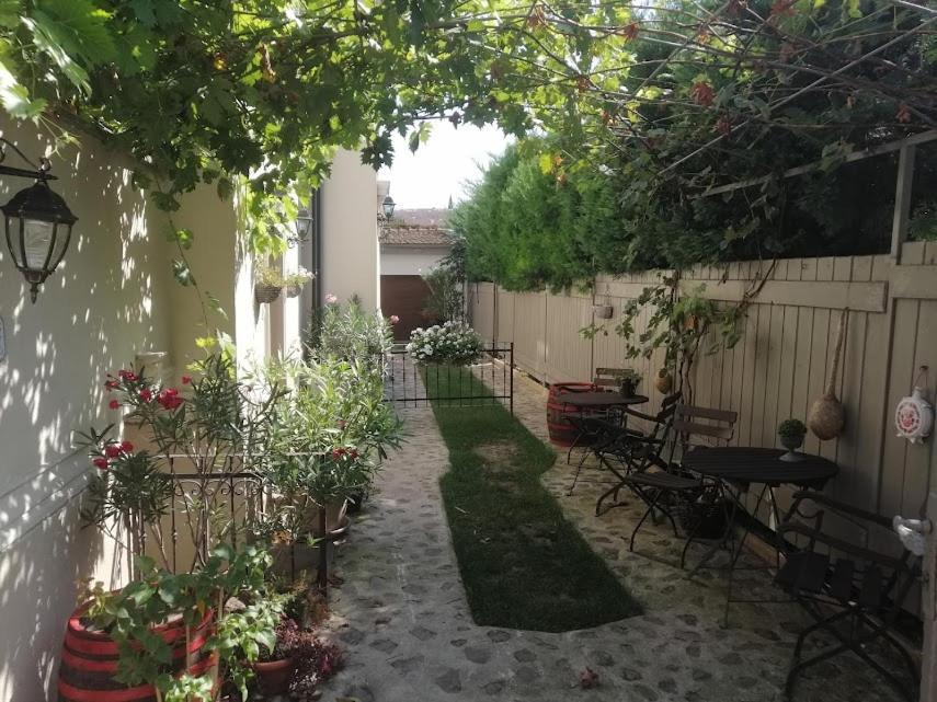 Kuria Apartman Budapest With Free Parking מראה חיצוני תמונה
