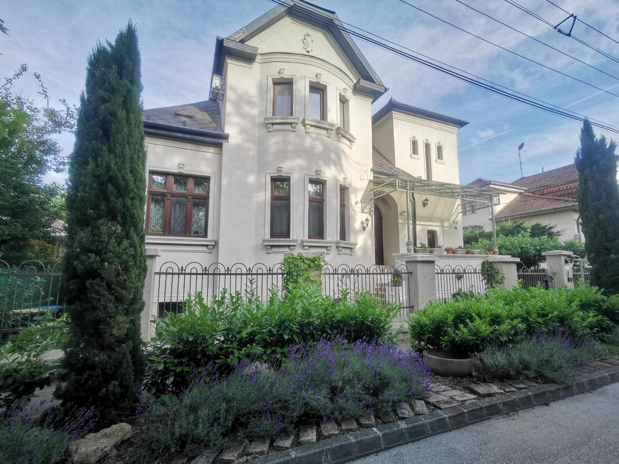 Kuria Apartman Budapest With Free Parking מראה חיצוני תמונה
