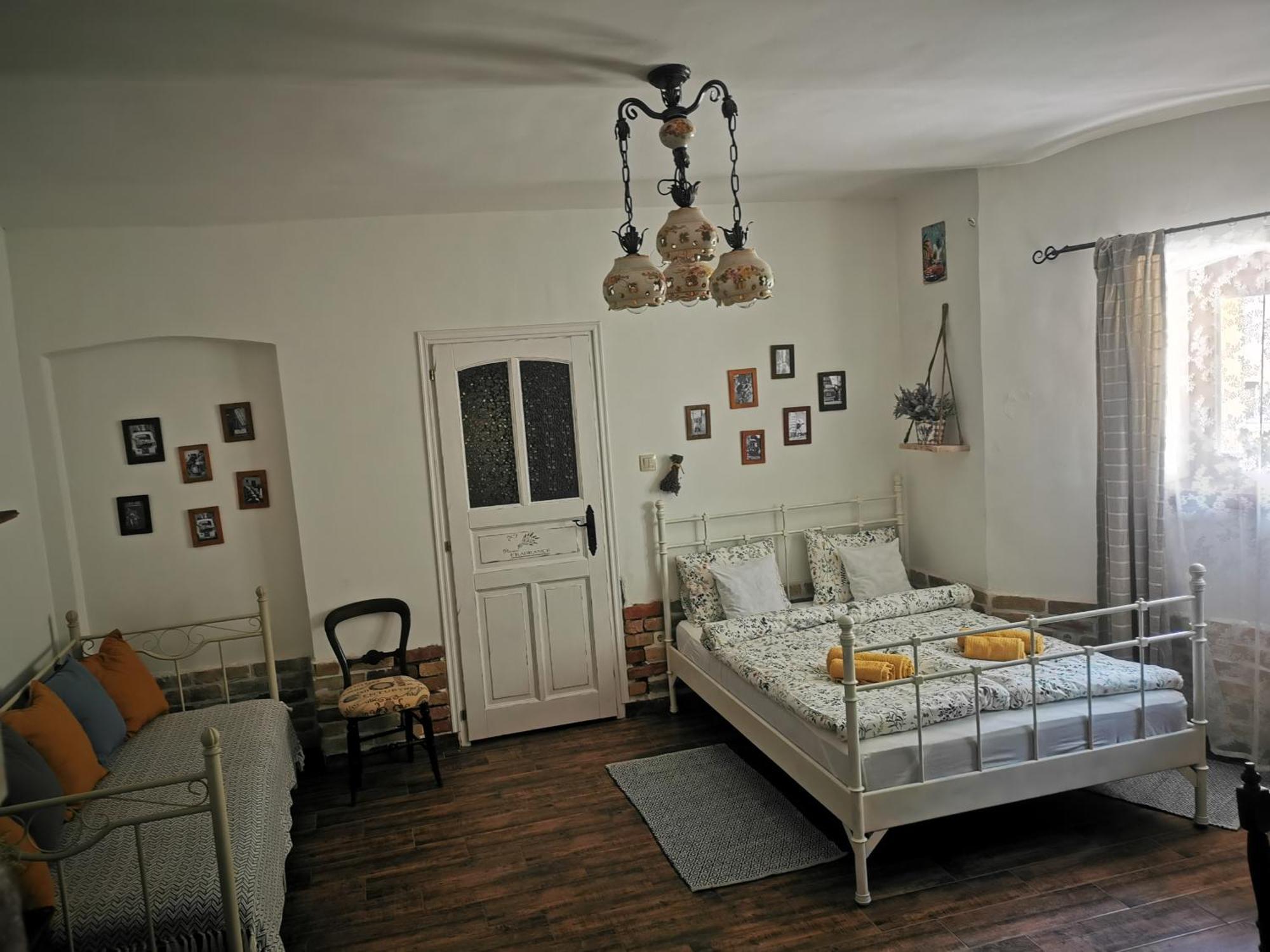 Kuria Apartman Budapest With Free Parking מראה חיצוני תמונה