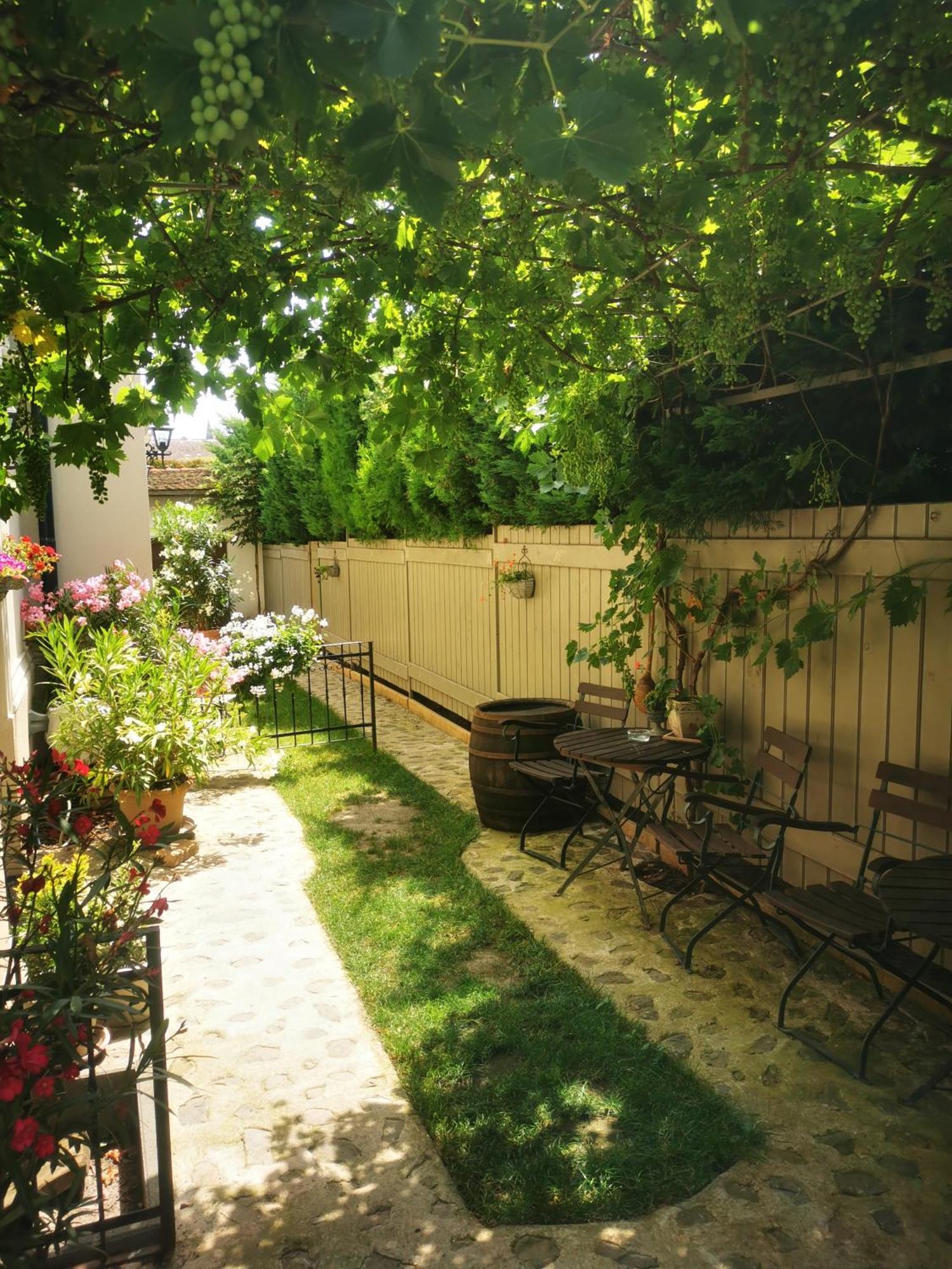 Kuria Apartman Budapest With Free Parking מראה חיצוני תמונה